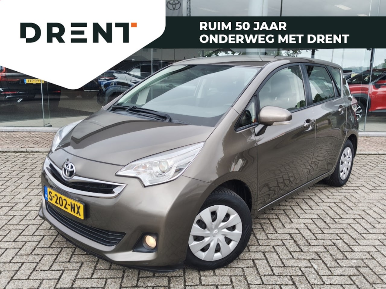 Toyota Verso S - 1.3 VVT-i Aspiration Automaat | Trekhaak | Navi | Camera - AutoWereld.nl