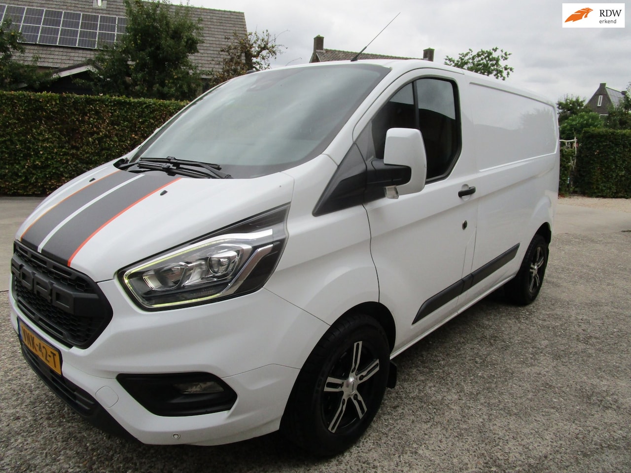 Ford Transit Custom - 300 2.0 TDCI L1H1 Trend 300 2.0TDCI L1H1 Trend,navi,cam,pdc,2019 - AutoWereld.nl