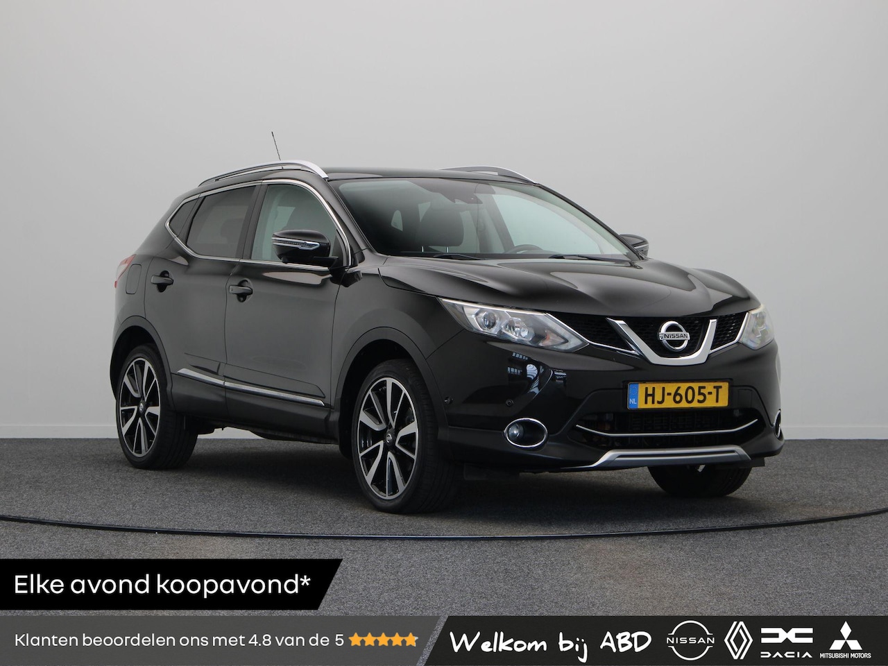 Nissan Qashqai - 1.6 Tekna | Stoelverwarming | Trekhaak | Panoramadak | 1500kg Trekgewicht | Rondomzicht Ca - AutoWereld.nl