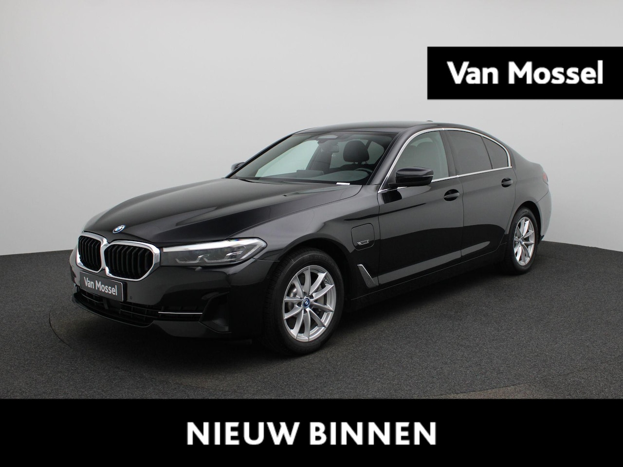 BMW 5-serie - Berline 530e 215kW | Automaat | Achteruitrijcamera | Parkeersensoren | Climate Control | S - AutoWereld.nl