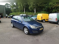 Opel Astra - 1.9 CDTi Cosmo