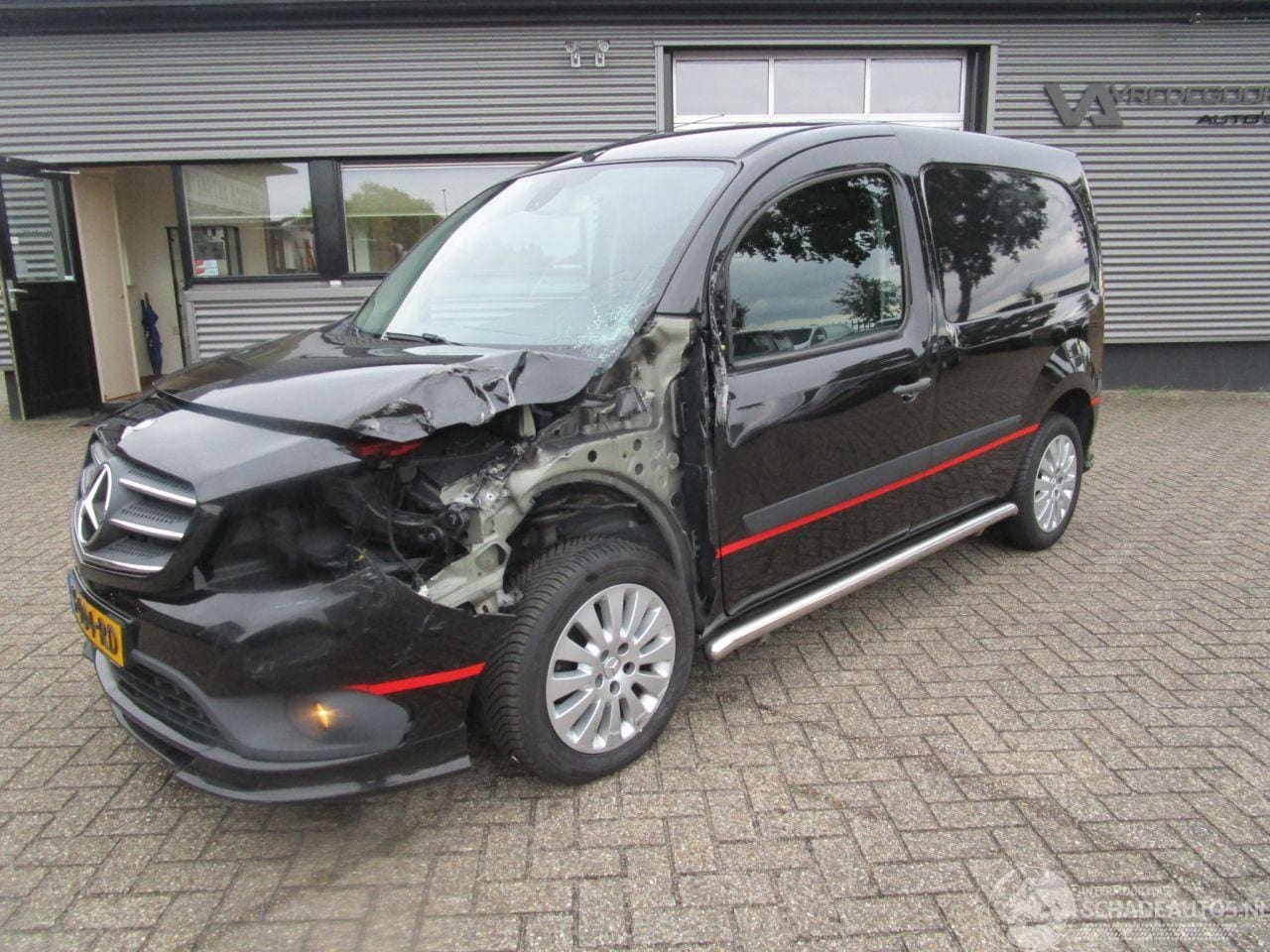 Mercedes-Benz Citan - 111 CDI BleuEFFICIENCY - AutoWereld.nl