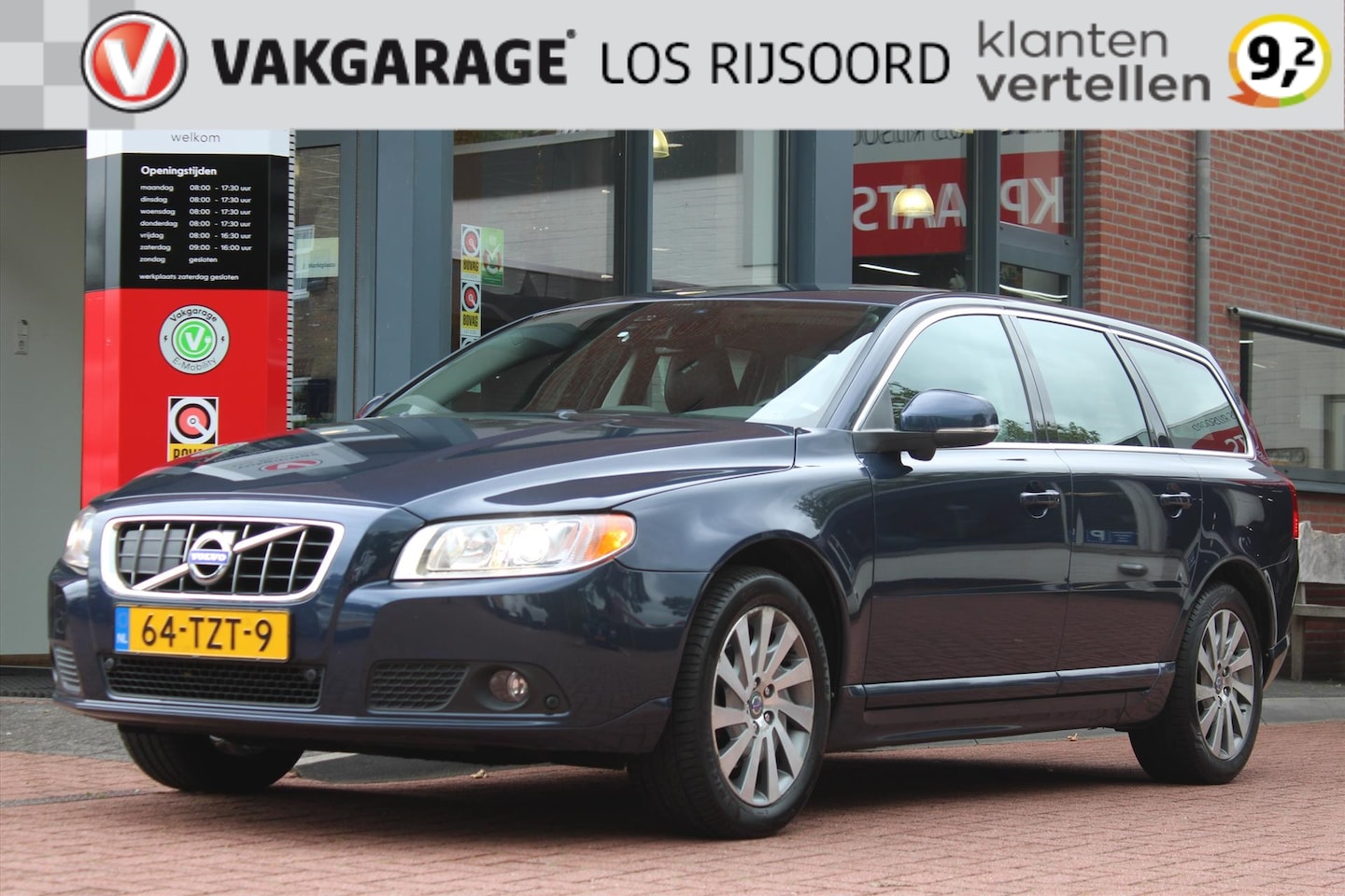 Volvo V70 - T4 *Limited* Aut. | Trekhaak | Vol- Leder | Stoelverwarming | Cruise & Climate Control | N - AutoWereld.nl