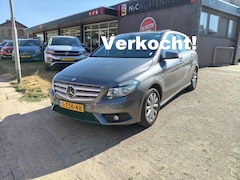 Mercedes-Benz B-klasse - B-180 90kW , Navi, Trekhaak, Airco, Camera