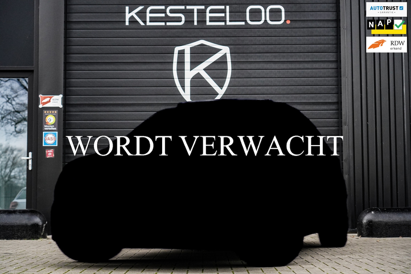 Volvo XC90 - 2.0 T8 Twin Engine AWD R-Design LED/PANORAMA/BLIS/LEER/CAMERA/ - AutoWereld.nl