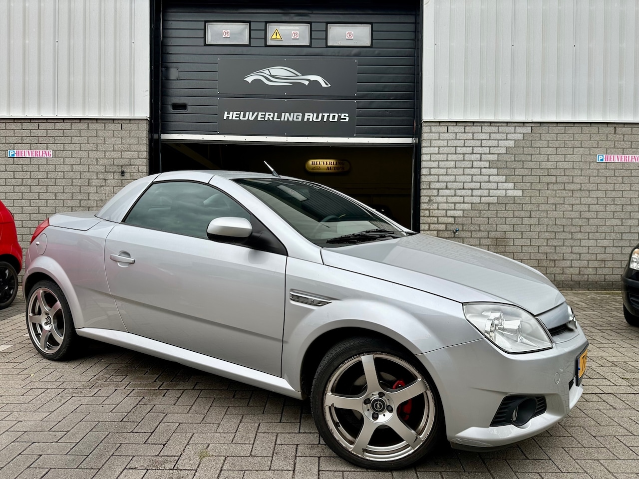 Opel Tigra TwinTop - 1.8-16V Sport | Airco | LMV | Cabrio - AutoWereld.nl