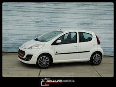 Peugeot 107 - 1.0 Envy Sport 5Dr Uitvoering Bluetooth Airco