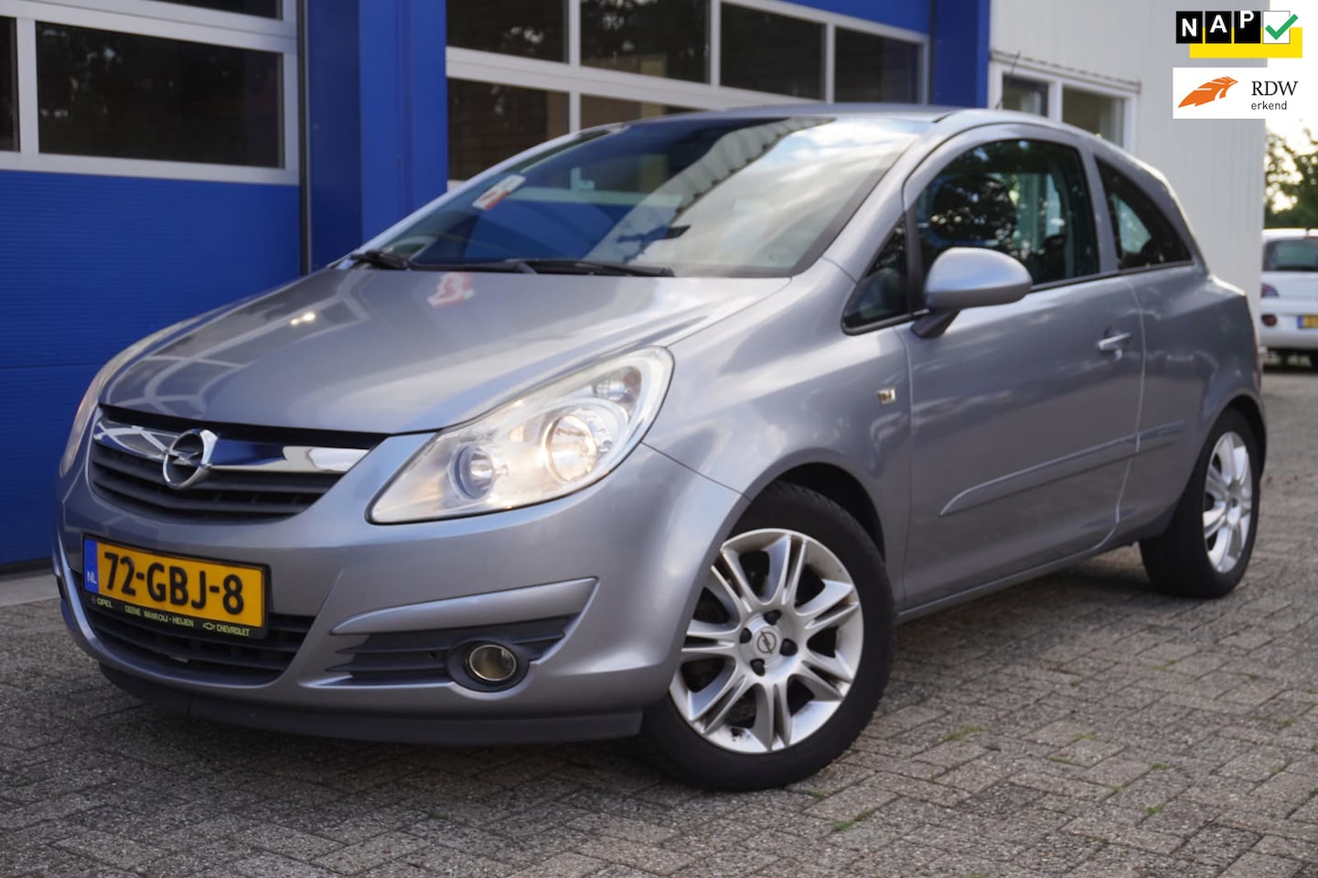 Opel Corsa - 1.4-16V Enjoy 1.4-16V Enjoy - AutoWereld.nl