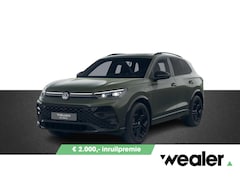 Volkswagen Tiguan - R-Line Edition 1.5 eHybrid 200 kW / 272 PK DSG | Black Style | Panoramadak | Trekhaak wegk