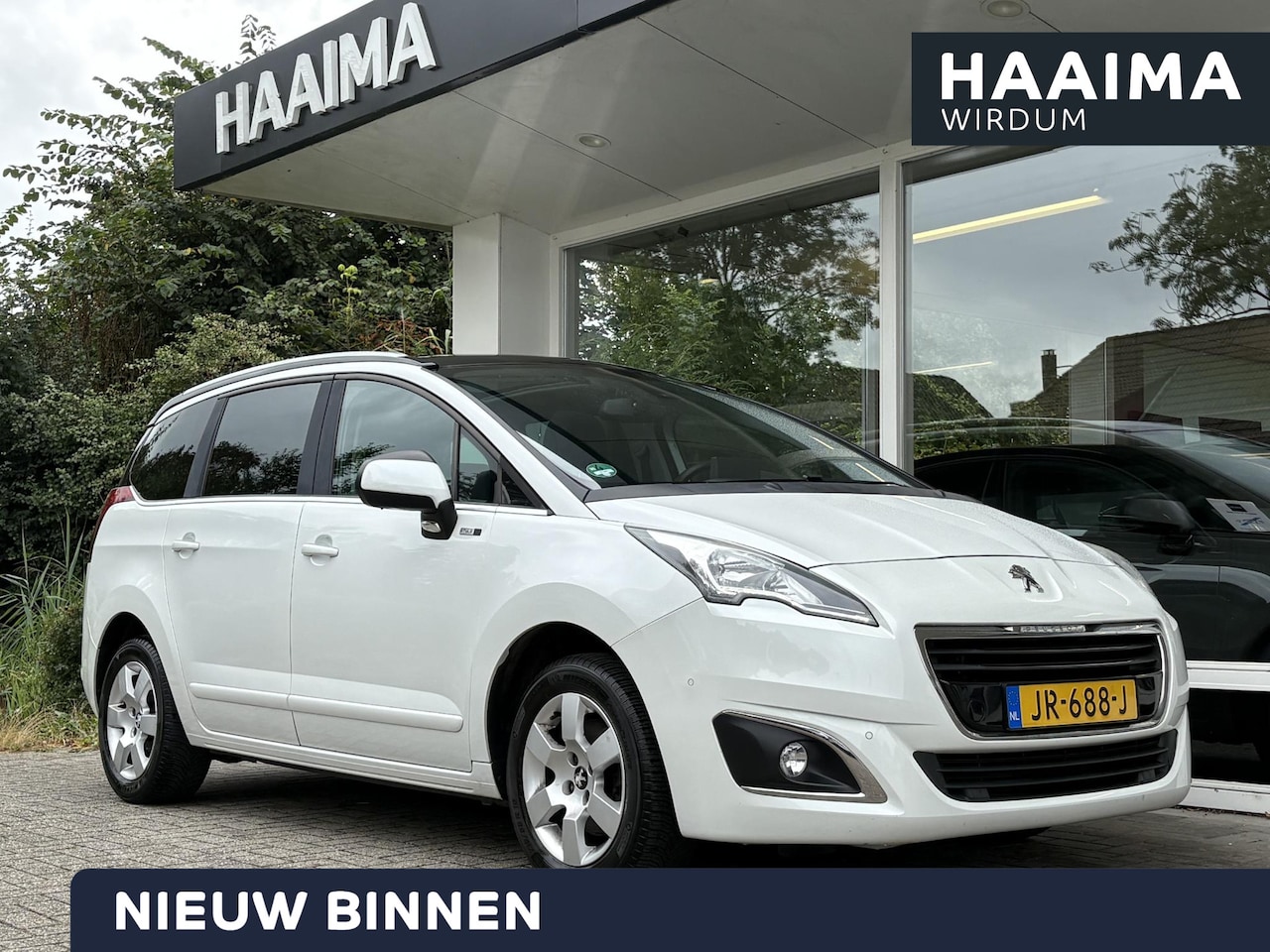 Peugeot 5008 - 1.2T 130pk Style 7p. | Dealeronderhouden | Trekhaak | Achteruitrijcamera | Panoramadak | Z - AutoWereld.nl
