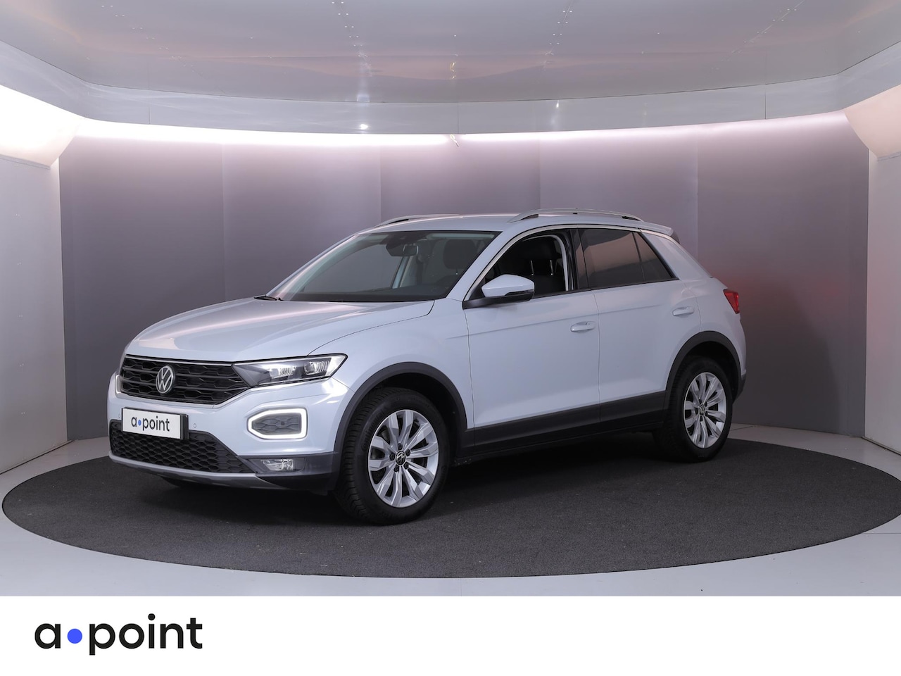 Volkswagen T-Roc - 1.5 TSI Style Business 150 pk | Navigatie | Trekhaak (afneembaar) | Parkeersensoren | LED - AutoWereld.nl