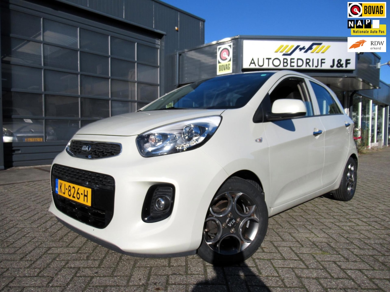 Kia Picanto - 1.0 CVVT DynamicLine/ NAP / Airco / cruise - AutoWereld.nl