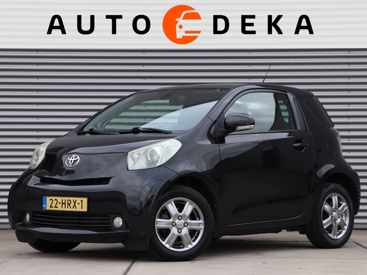 Toyota iQ - 1.0 VVTi Aspiration *Dealeronderh.*Navigatie*Keyless* - AutoWereld.nl