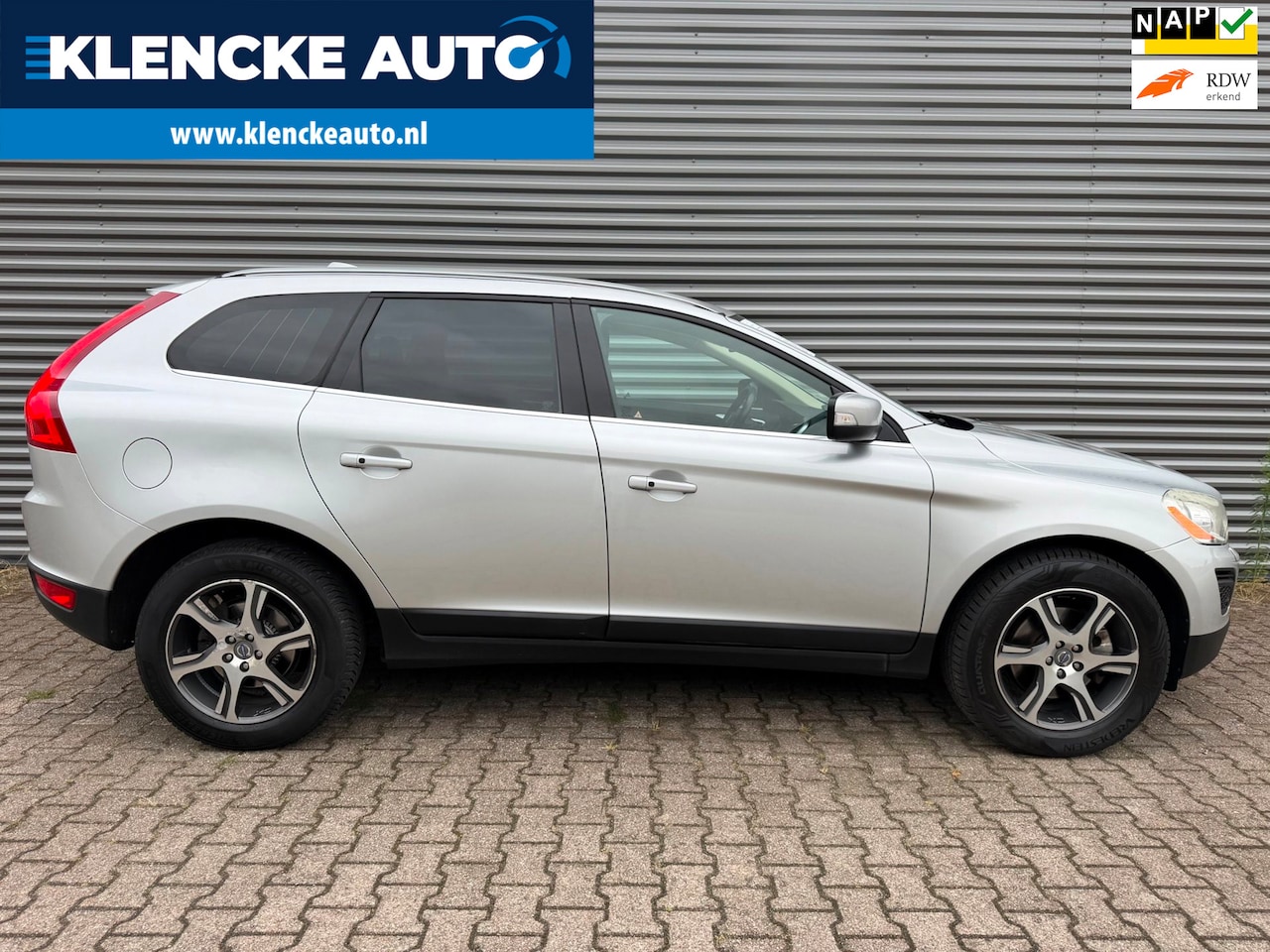 Volvo XC60 - 2.0T Summum 221.280KM Bi-Xenon 203PK KEYLESS Leer Cruise ctrl Trekhaak Stoelverwarming - AutoWereld.nl
