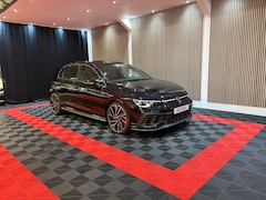 Volkswagen Golf - 2.0 TSI GTI Clubsport Pano Leder Camera Keyless ACC Head-Up H&K Black Style