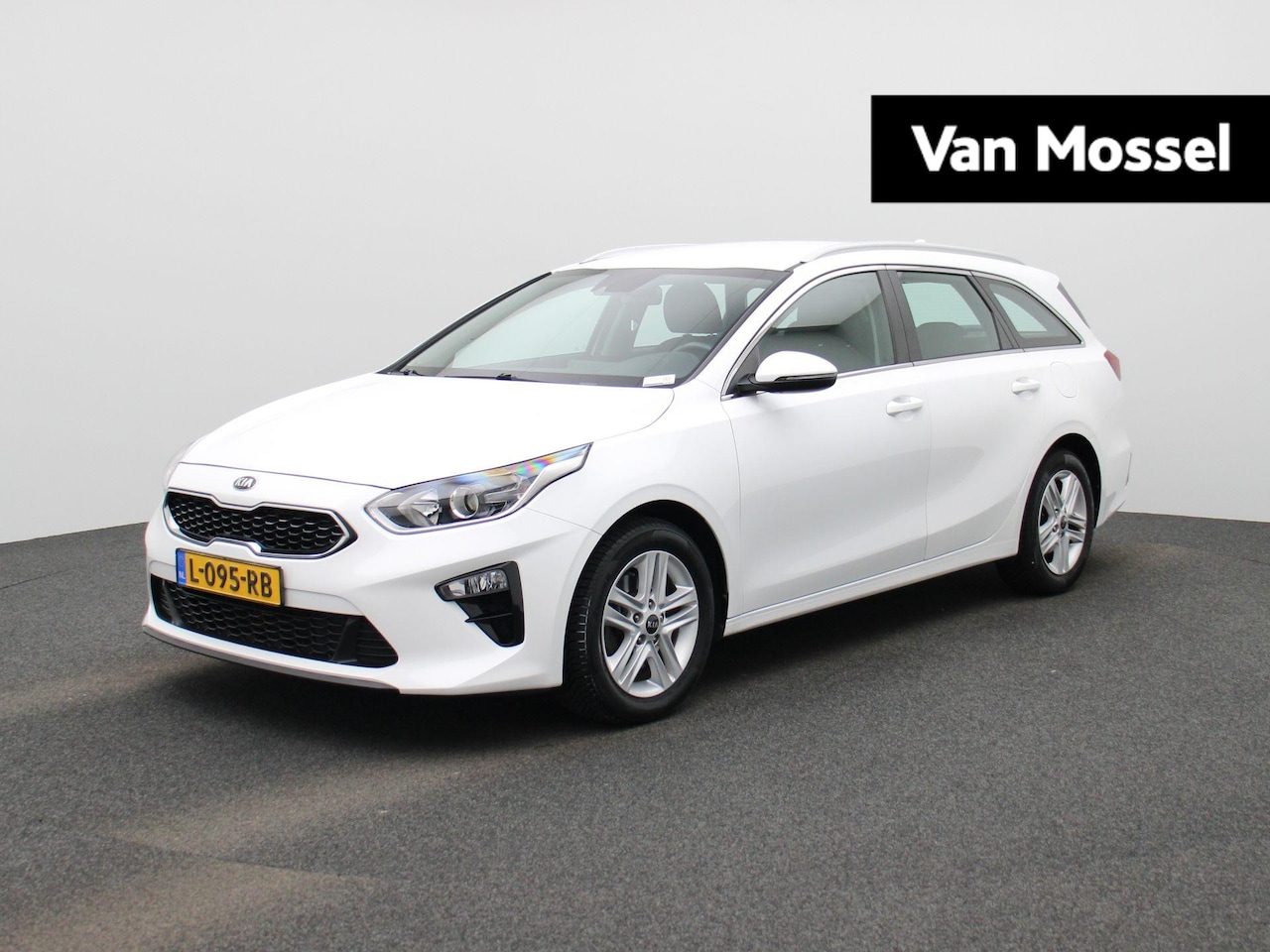 Kia Cee'd Sportswagon - Ceed 1.0 T-GDi DynamicLine | Achteruitrijcamera | Cruise Control | Climate Control | Apple - AutoWereld.nl