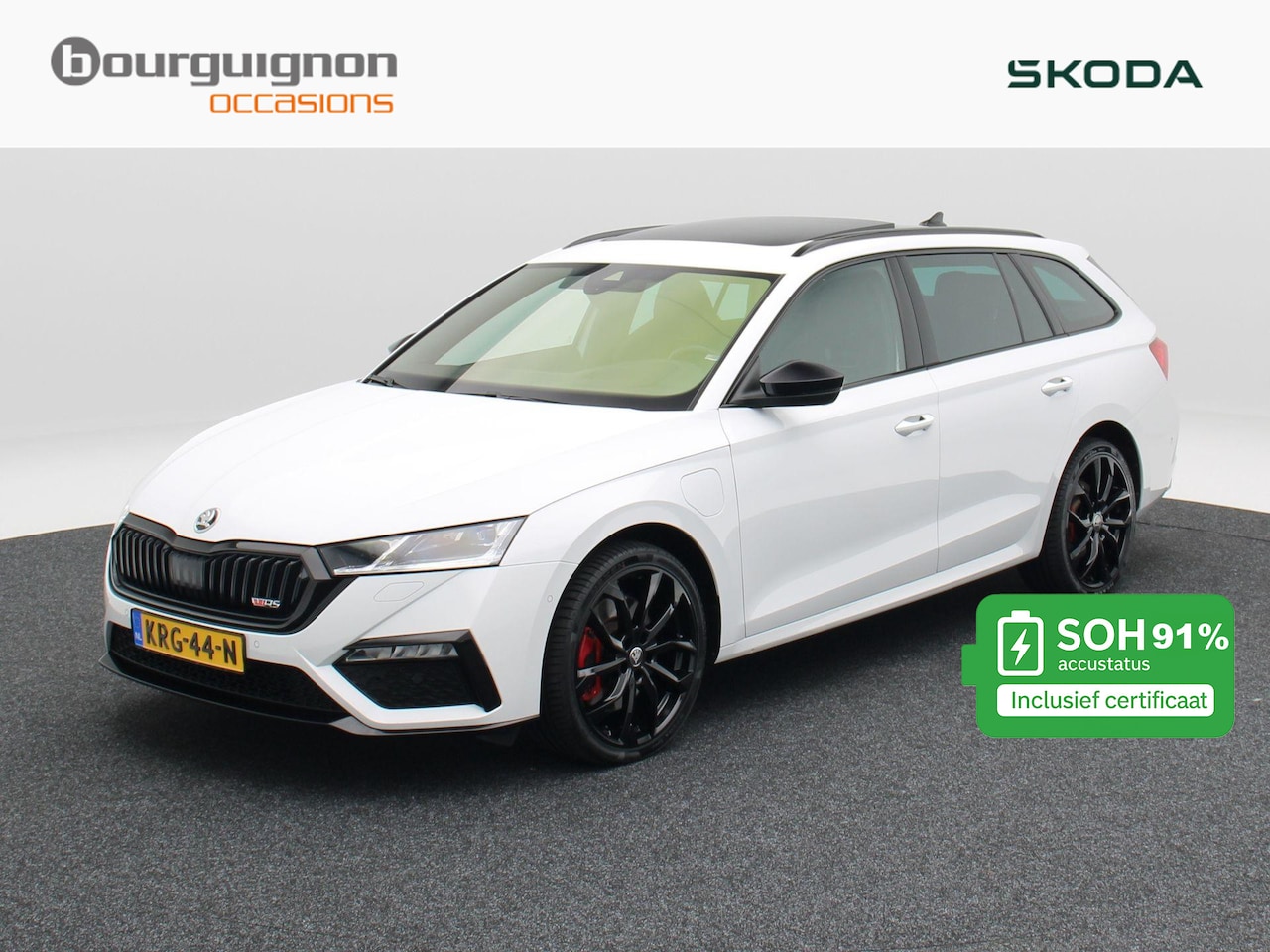 Skoda Octavia Combi - 1.4 TSi 245 Pk RS iV PHEV Business | Full LED | Trekhaak | Stoelverwarming | Panoramadak | - AutoWereld.nl