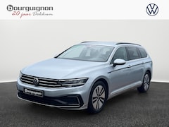 Volkswagen Passat Variant - 1.4 TSI PHEV GTE Business | Trekhaak | A.Camera | Winterpakket | ACC |
