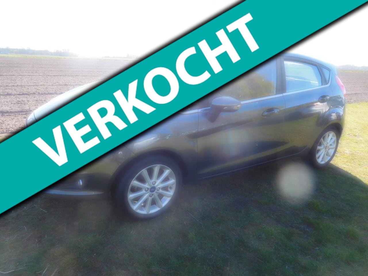 Ford Fiesta - 1.0 Titanium Weinig km als nieuw!! - AutoWereld.nl
