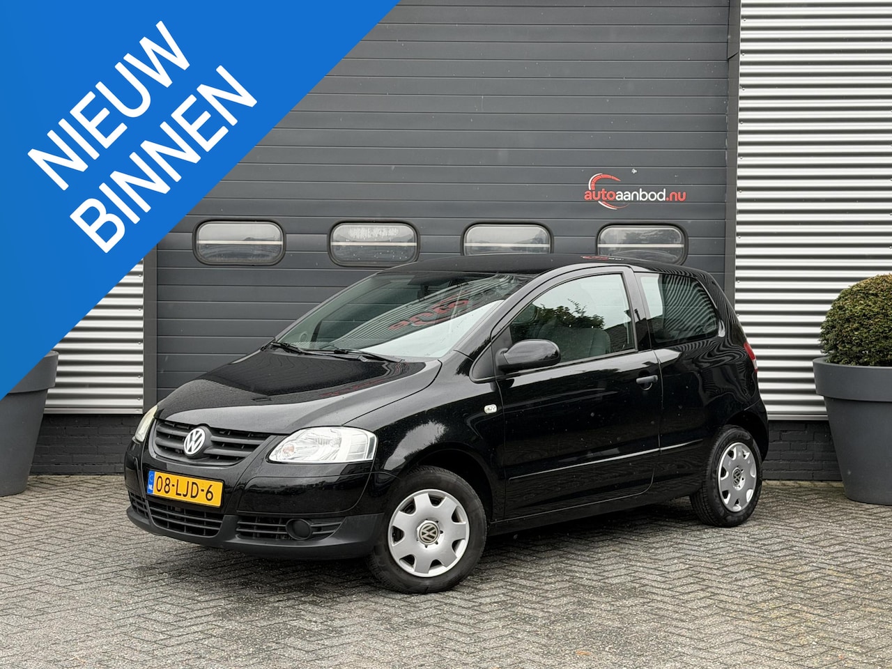 Volkswagen Fox - 1.4 Trendline | Airco | Camera | Bluetooth | - AutoWereld.nl