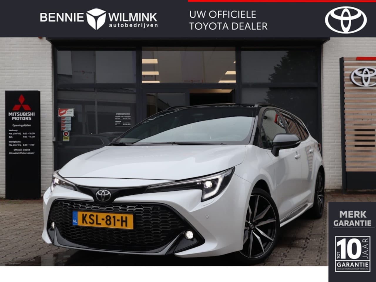 Toyota Corolla Touring Sports - Hybrid 140 GR Sport | Blindspot | Parkeersensoren - AutoWereld.nl