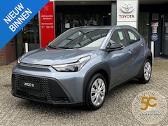Toyota Aygo X - Play AD-CRUISE APPLE/ANDROID CAMERA EL-RAMEN EL-SPIEGELS NAVI NL-AUTO