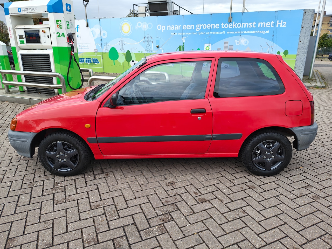 Toyota Starlet - 1.3-16V - AutoWereld.nl
