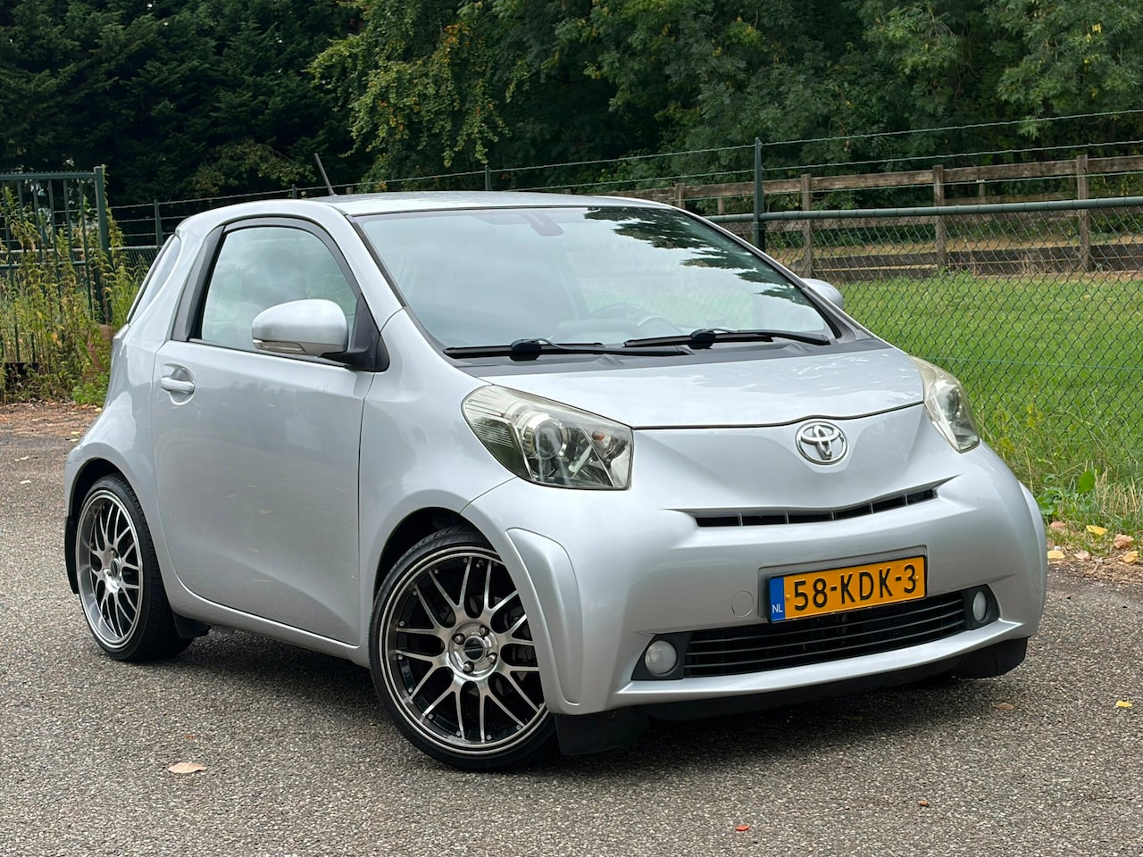 Toyota iQ - 1.0 VVTi Aspiration /UNIEK/SPORT/Airco/ - AutoWereld.nl
