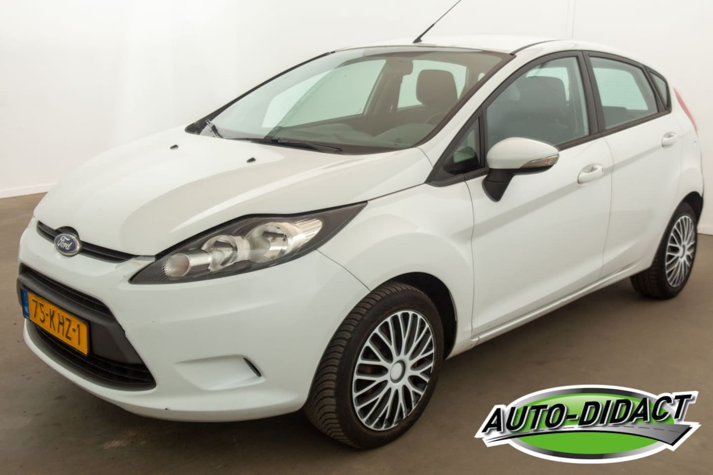 Ford Fiesta - 1.25 Airco Limited - AutoWereld.nl