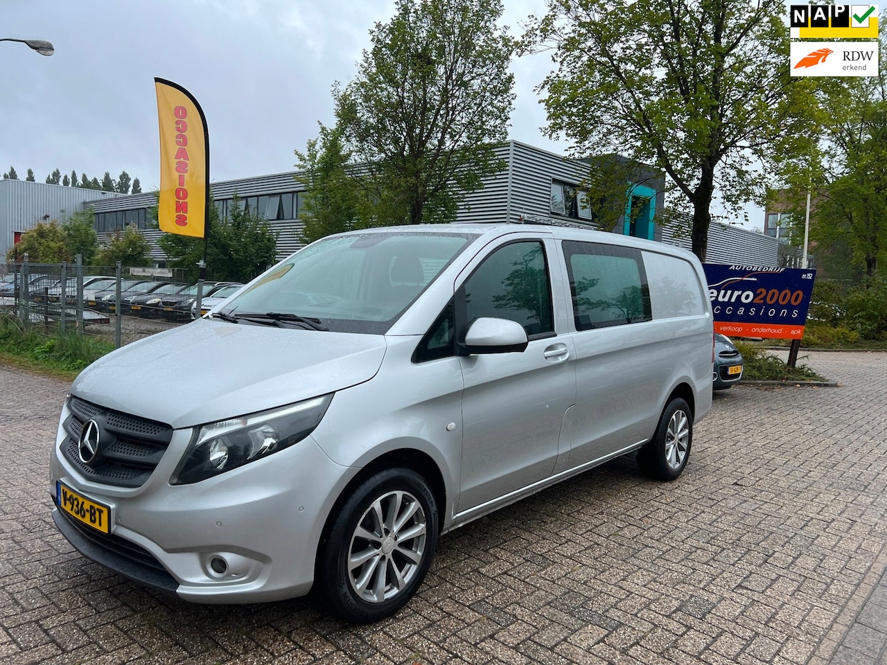 Mercedes-Benz Vito - 114 CDI Lang DC - NAVIGATIE - CAMERA ! - AutoWereld.nl