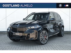 BMW X5 - xDrive50e M Sport Automaat / Panoramadak / Trekhaak / Comfortstoelen / Soft-Close / Parkin