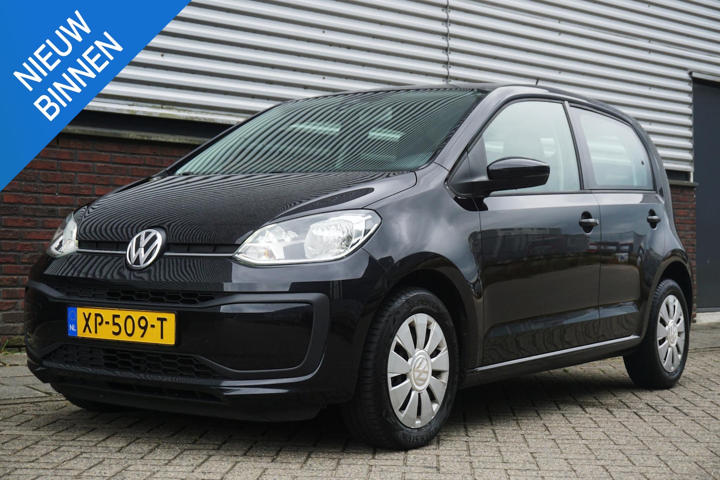 Volkswagen Up! - 1.0 BMT move up!/ALL-SEASON/DAB/BLUETOOTH/2E EIGN. - AutoWereld.nl