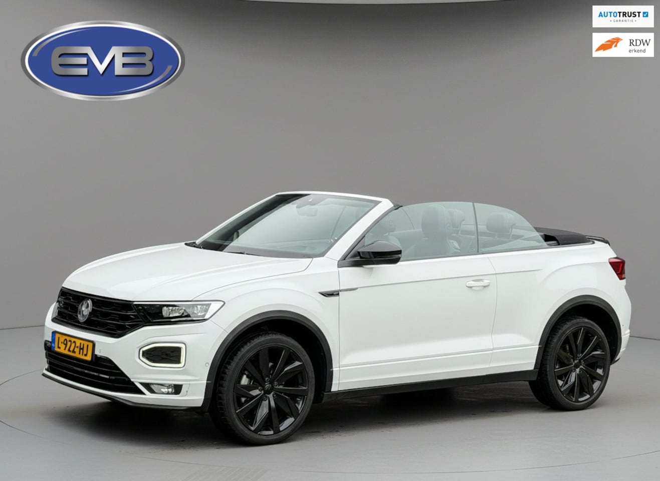 Volkswagen T-Roc Cabrio - 1.5 TSI R-Line 1.5 TSI R-LINE, exclusief lederen sportinterieur, achteruitrijcamera, stoelverwarming, afn - AutoWereld.nl