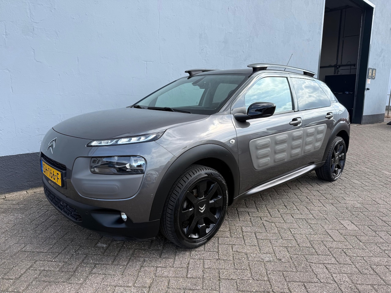 Citroën C4 Cactus - 1.2 PureTech One-Tone - Navigatie - AutoWereld.nl