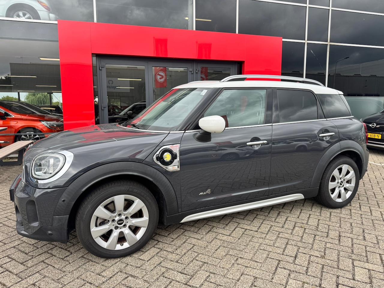 MINI Countryman - 1.5 Cooper S E ALL4 Chili Hybrid PHEV - AutoWereld.nl