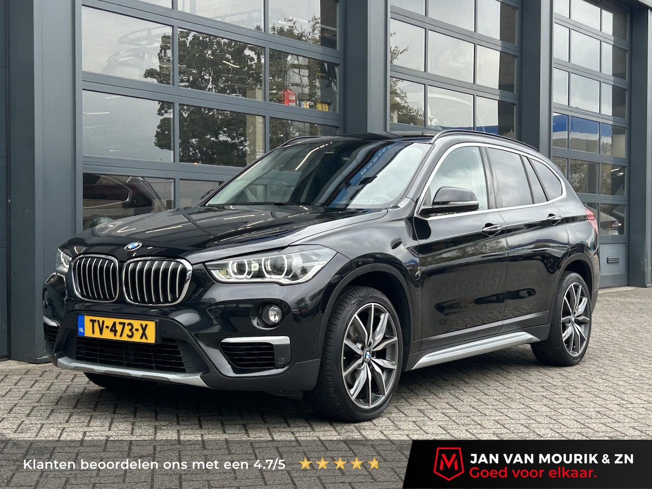 BMW X1 - sDrive18i Executive | Trekhaak | Navi | Leder - AutoWereld.nl