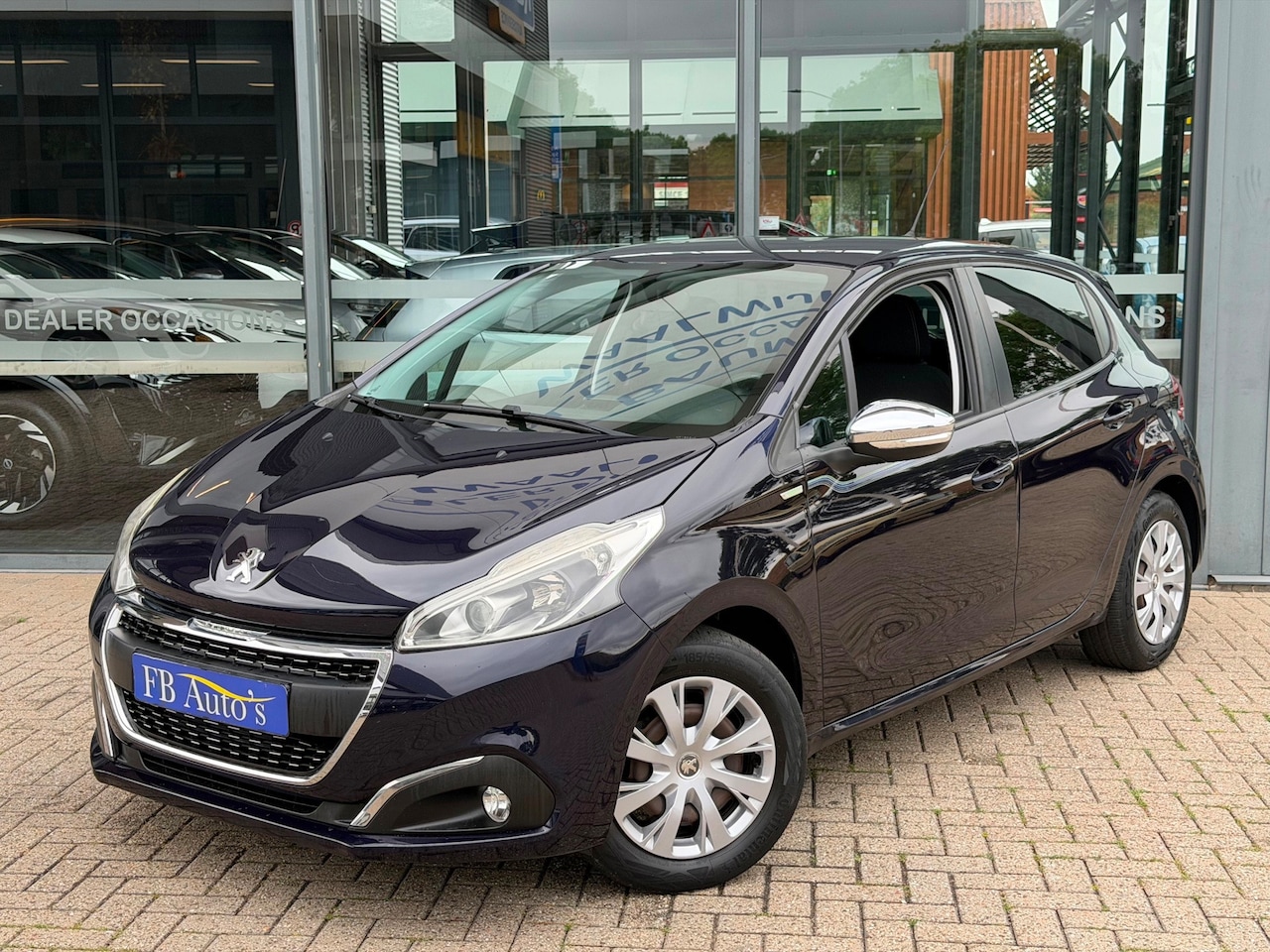 Peugeot 208 - 1.2 PureTech Active Airco Cruise Navi - AutoWereld.nl