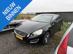 Volvo V60 - 1.6 T3 Momentum MOTOR DEFECT |
