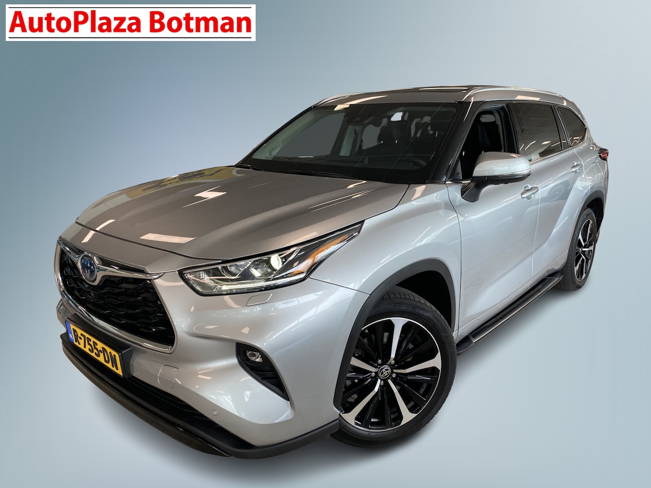 Toyota Highlander - 2.5 AWD Hybrid Premium | Trekhaak - AutoWereld.nl