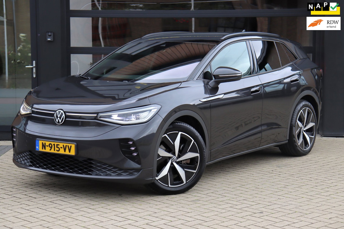Volkswagen ID.4 - GTX 4Motion 77 kWh | NAP | BTW Voertuig | SOH 92% | 300PK | Camera | Adaptive Cruise | App - AutoWereld.nl