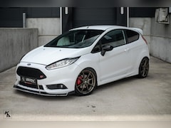 Ford Fiesta - 1.6 ST2 2015 | Maxton | H&R | Sparco | Cold Air