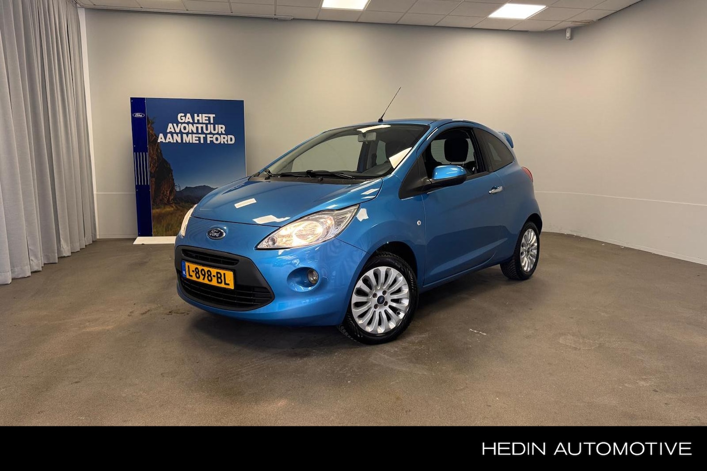 Ford Ka - 1.2 Titanium X | Panoramadak | Stoelverwarming | Climate Control | Parkeersensoren | Voorr - AutoWereld.nl