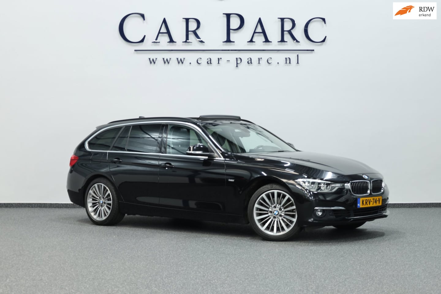 BMW 3-serie Touring - 330i M Sport Edition Luxury/LED/PANO/HUD/LEER+S.VERWARMING/LMV/CRUISE/ECC/12 MND GARANTIE! - AutoWereld.nl
