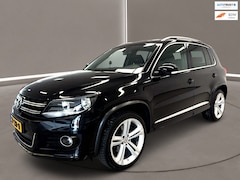 Volkswagen Tiguan - 1.4 TSI 2x R-Line 122 Pk Airco Navi Panodak Pdc 171 dkm Nap 1e Eig