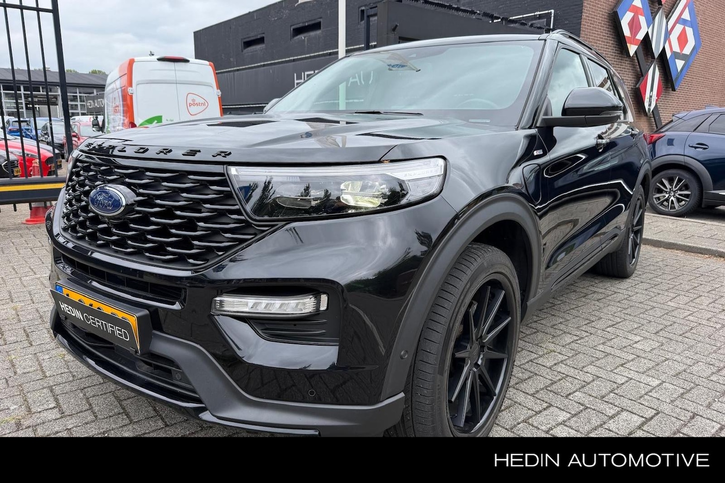 Ford Explorer - 3.0 V6 EcoBoost PHEV ST-Line | Trekhaak | 22 inch | Panoramadak | Bang & Olufsen | 7 zits - AutoWereld.nl