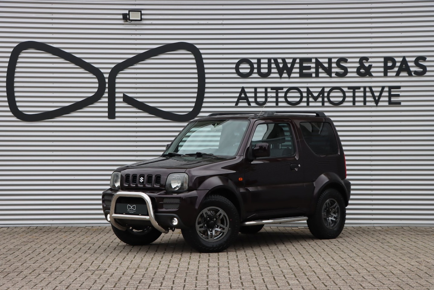 Suzuki Jimny - 1.3 JLX | AIRCO | 4x4 | TREKHAAK | ROESTVRIJ | - AutoWereld.nl