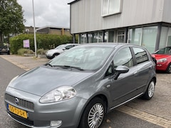 Fiat Grande Punto - 1.4-16V Dynamic Airco, 5 Deurs. Apk 13-11-2026. Evt nieuwe Apk bespreekbaar tegen meerprij