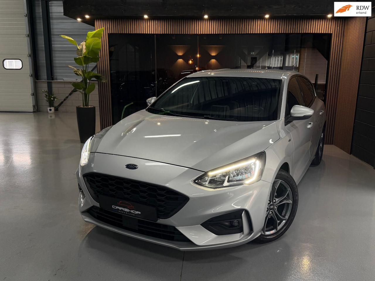 Ford Focus - 1.0 EcoBoost ST Line Business CARPLY/CAMERA/LANE - AutoWereld.nl
