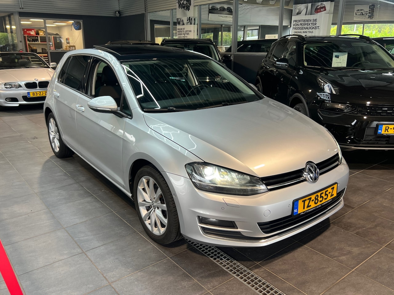 Volkswagen Golf - 1.4 TSI Highline DSG # Led # Pano dak # DCC # Carplay # Navi. - AutoWereld.nl