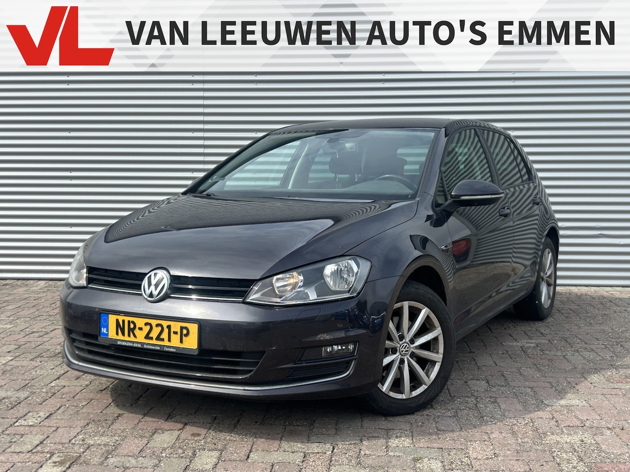 Volkswagen Golf - 1.6 TDI Connected Series | Nieuw Binnen | Navigatie | Cruise Control | PDC | - AutoWereld.nl